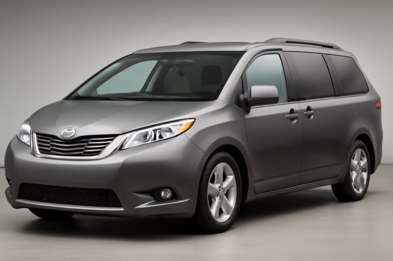 2015 Toyota Sienna windshield replacement in Las Vegas, NV